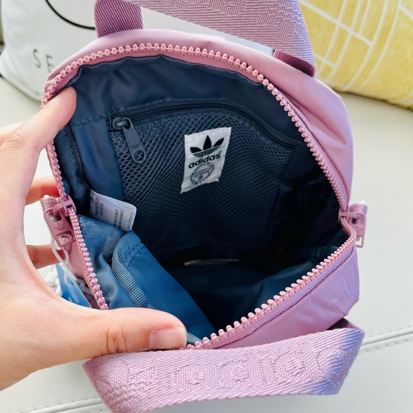 Adidas 2 Ways Backpack & Crossbody - Picture 9 of 10